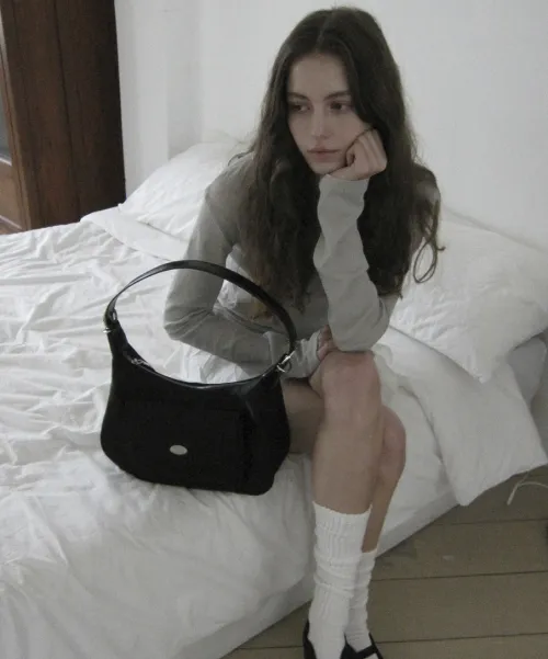 포프 투웨이 크로스백 블랙 나일론